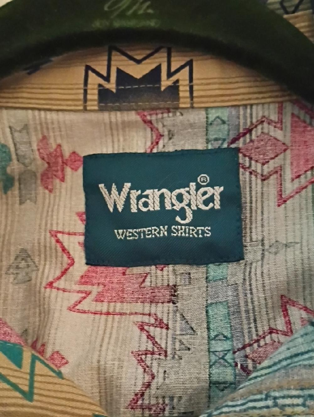 Wrangler Multicolor Aztec-Pattern Lightweight Shirt Jacket - Picture 5 of 6